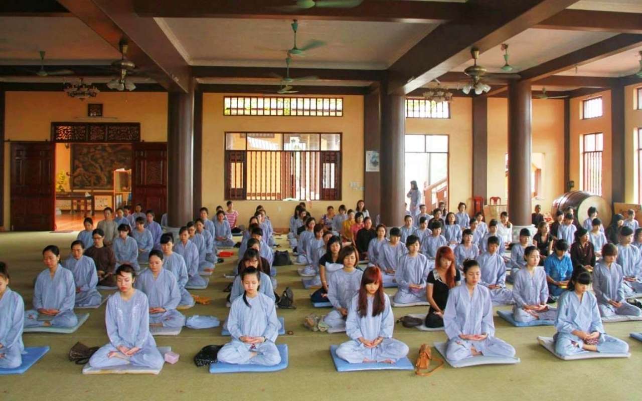 Khóa Thiền Đà Lạt: Tìm Kiếm Sự Bình An Giữa Non Nước