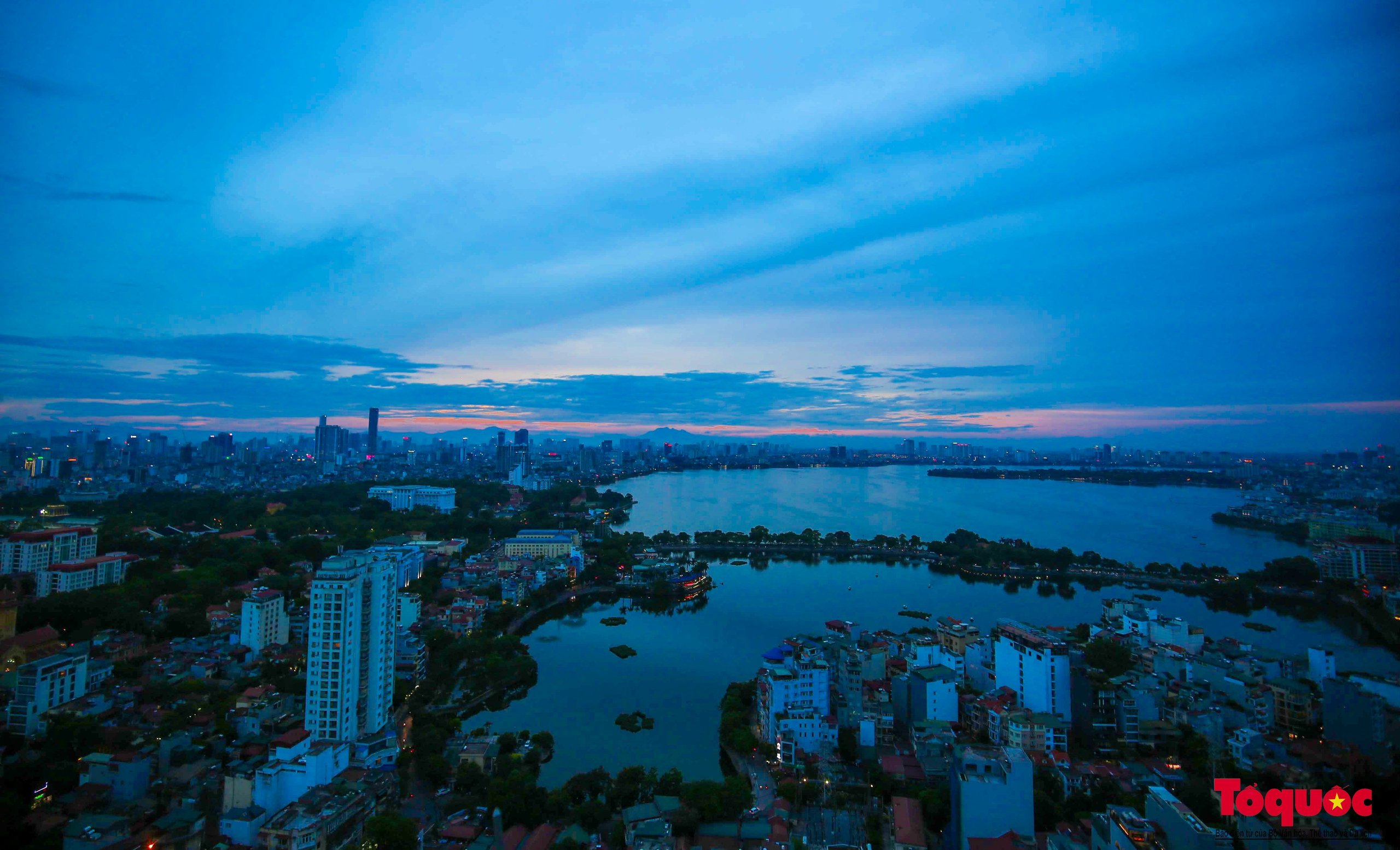Khung Cảnh Thành Phố Đẹp Mê Ly Gallery 2