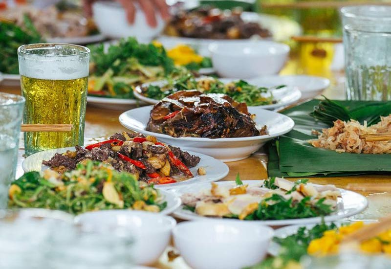 Bia Hơi Thu Hằng Lê Đức Thọ - Địa điểm lý tưởng cho những buổi nhậu ngon, bổ, rẻ Gallery 1