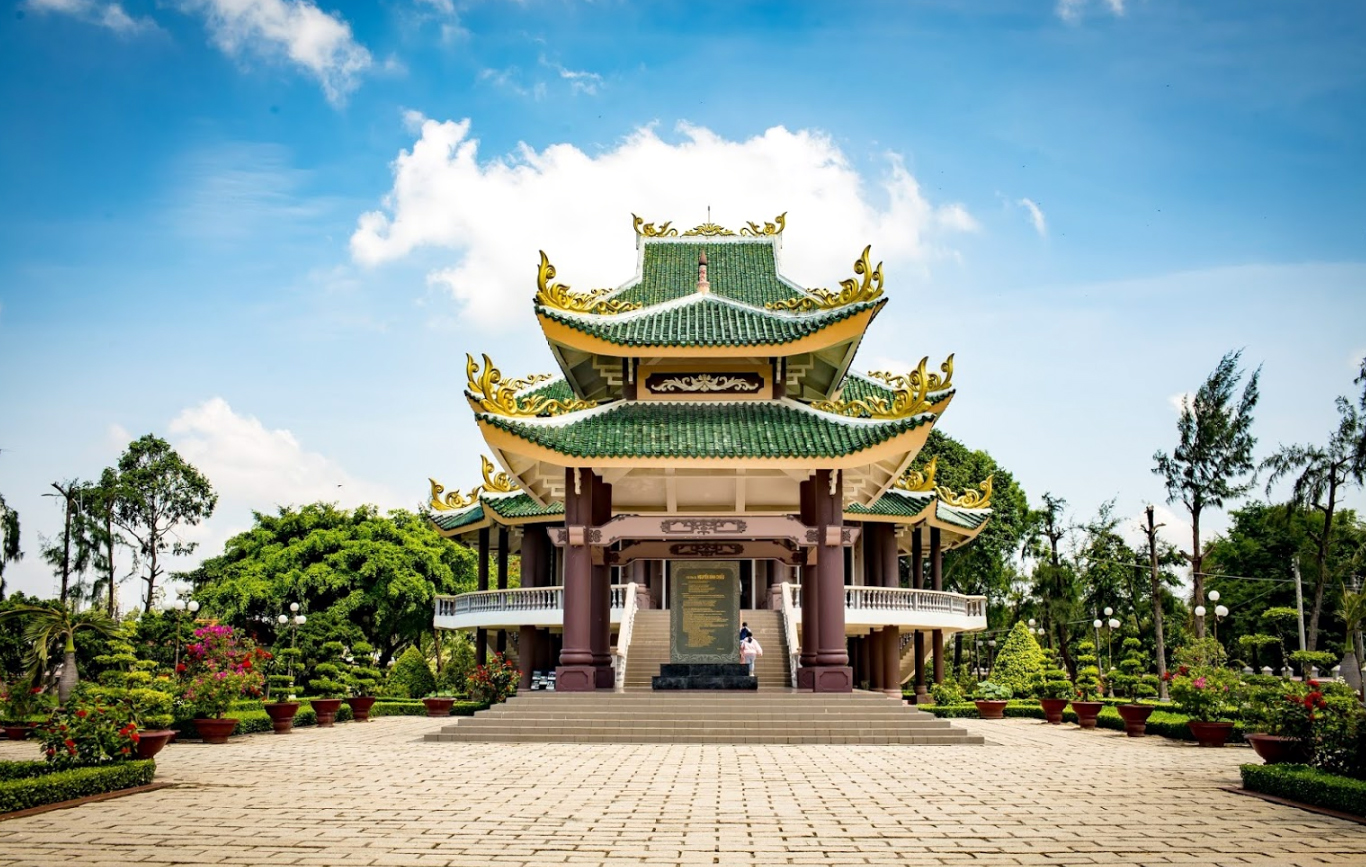 Khu Di Tích Nguyễn Đình Chiểu - Góc Văn Hiến Sài Gòn