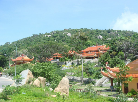 Khu Di Tích Núi Minh Đạm