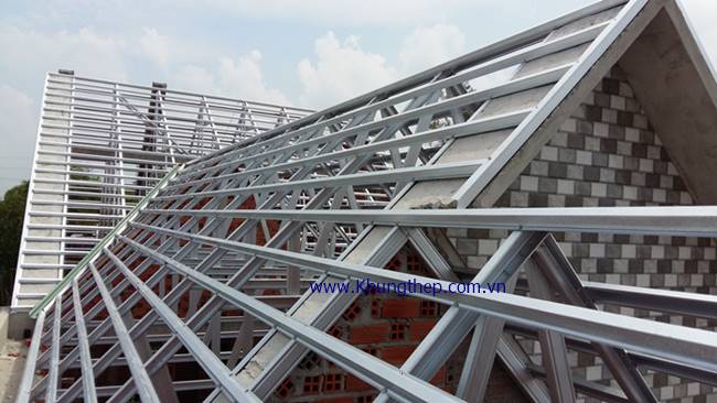 Khung Sắt Lợp Mái Ngói: Giải Pháp Chắc Chắn và Tiện Lợi