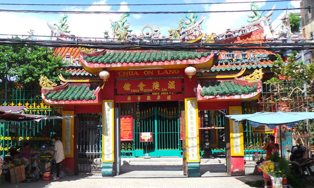 Chùa Ông Lăng Quận 5 - Địa Điểm Tâm Linh Nổi Tiếng Sài Gòn Gallery 2
