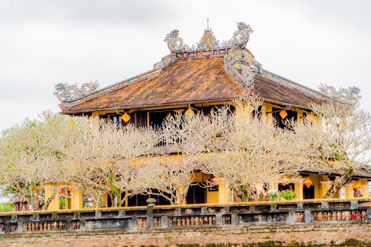 Lầu Tứ Phương Vô Sự Gallery 2