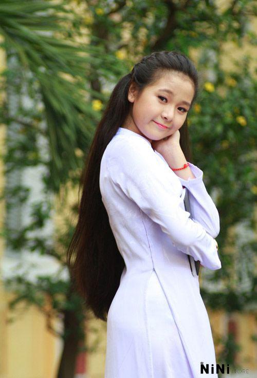 Kiểu Áo Dài Học Sinh Cho Người Mập
