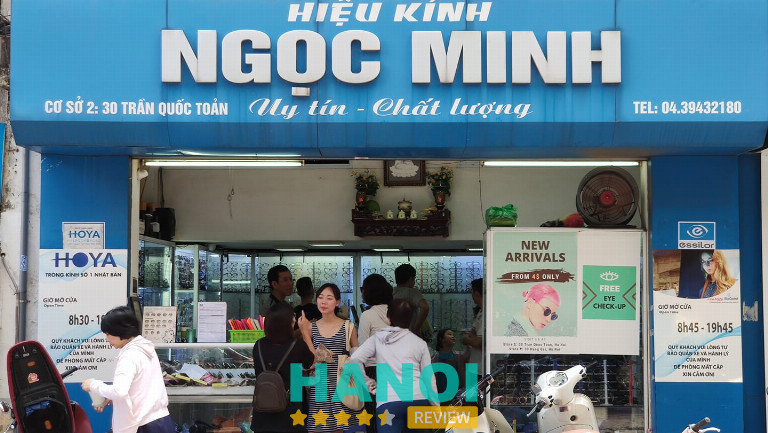 Kính Mắt Trần Quốc Toản