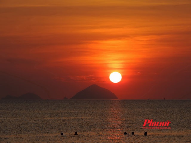 Bình Minh Nha Trang - Huyền Thoại Sắc Màu Biển Khơi Gallery 2