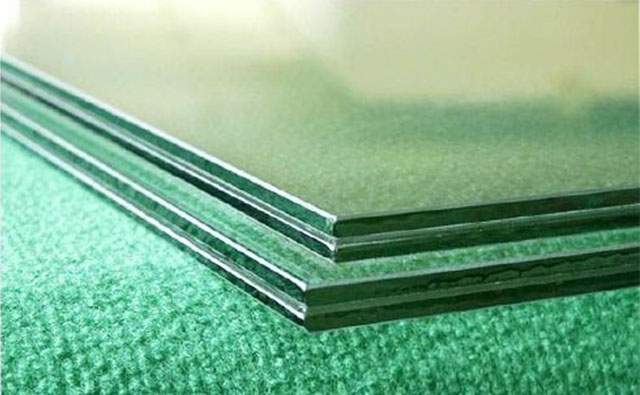 Kính Tiết Kiệm Năng Lượng: Giải Pháp Tiết Kiệm Chi Phí và Bảo Vệ Môi Trường