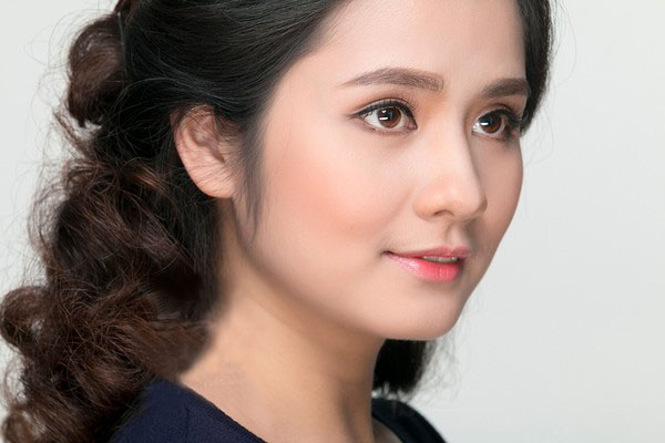 Gò má cao cười sao cho đẹp? Gallery 1