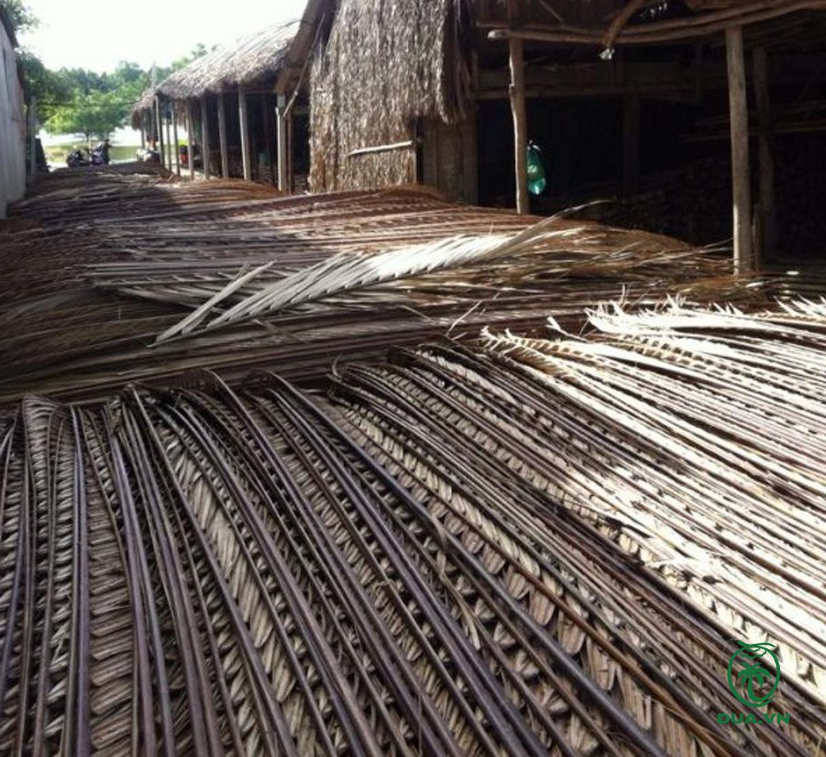 Lá Dừa Nước Lợp Nhà: Giải Pháp Xây Dựng Bền Vững và Thân Thiện Môi Trường