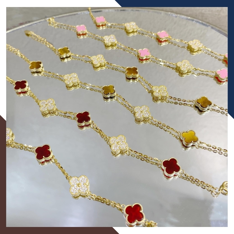 Lắc Tay Cỏ 4 Lá Bằng Vàng: May Mắn & Sang Trọng