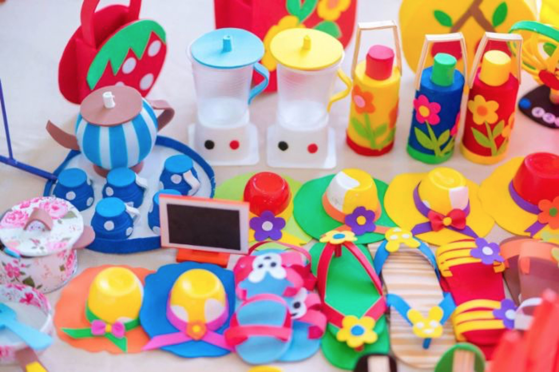 Làm đồ dùng từ vật liệu tái chế: Hướng dẫn chi tiết và ý tưởng sáng tạo