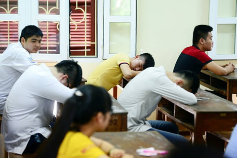 Làm sao để hết lười học bài?