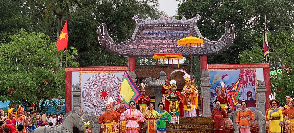 Lễ Hội Đền Hát Môn