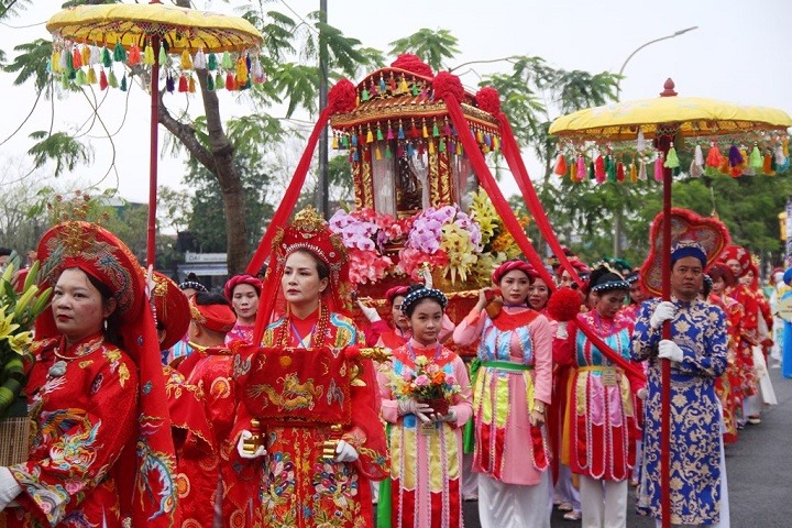 Lễ Hội Điện Hòn Chén -  Trải Nghiệm Văn Hóa Độc Đáo Của Người Dân Miền Trung
