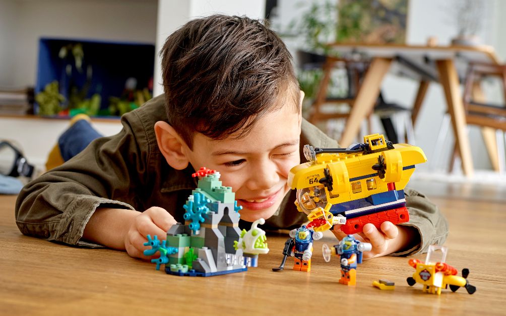 Lego Đồ Chơi Trẻ Em: Thế Giới Sáng Tạo Vô Tận Cho Bé