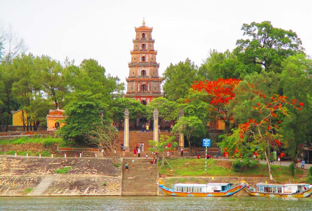 Chùa Thiên Mụ có gì đặc biệt? Gallery 2