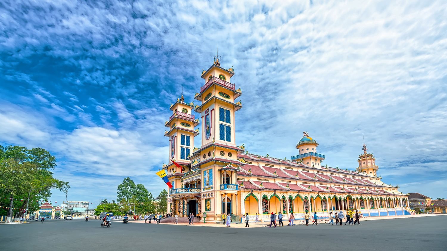 Tòa Thánh Tây Ninh - Trung Tâm Tín Ngưỡng của Đạo Cao Đài Gallery 1