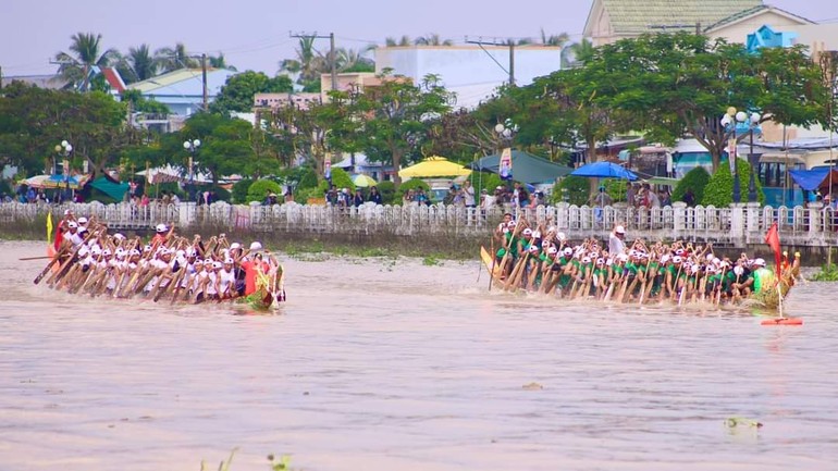 Đua Ghe Ngo Trà Vinh - Lễ Hội Nước Sôi Động Và Hùng Dũng Gallery 1