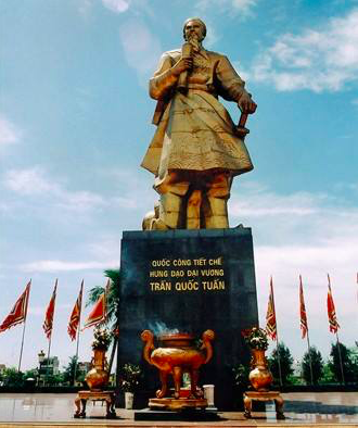 Tượng Trần Quốc Toản Gallery 1
