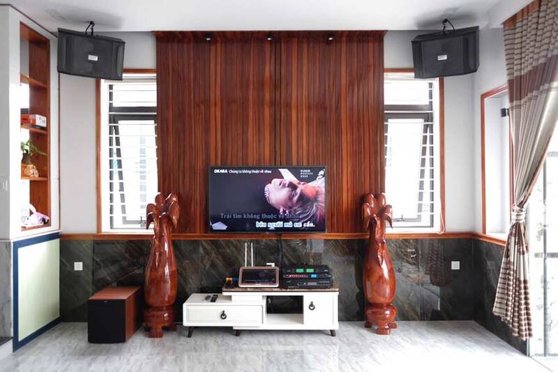 Loa Treo Tường Phòng Khách: Hướng Dẫn Chọn Mua & Lắp Đặt