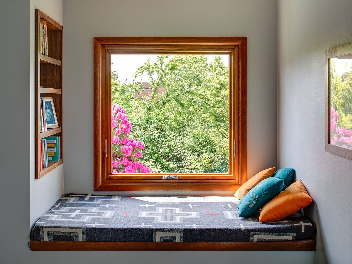 Góc Đọc Sách Bên Cửa Sổ: Tận hưởng khoảnh khắc thư giãn tuyệt vời Gallery 1