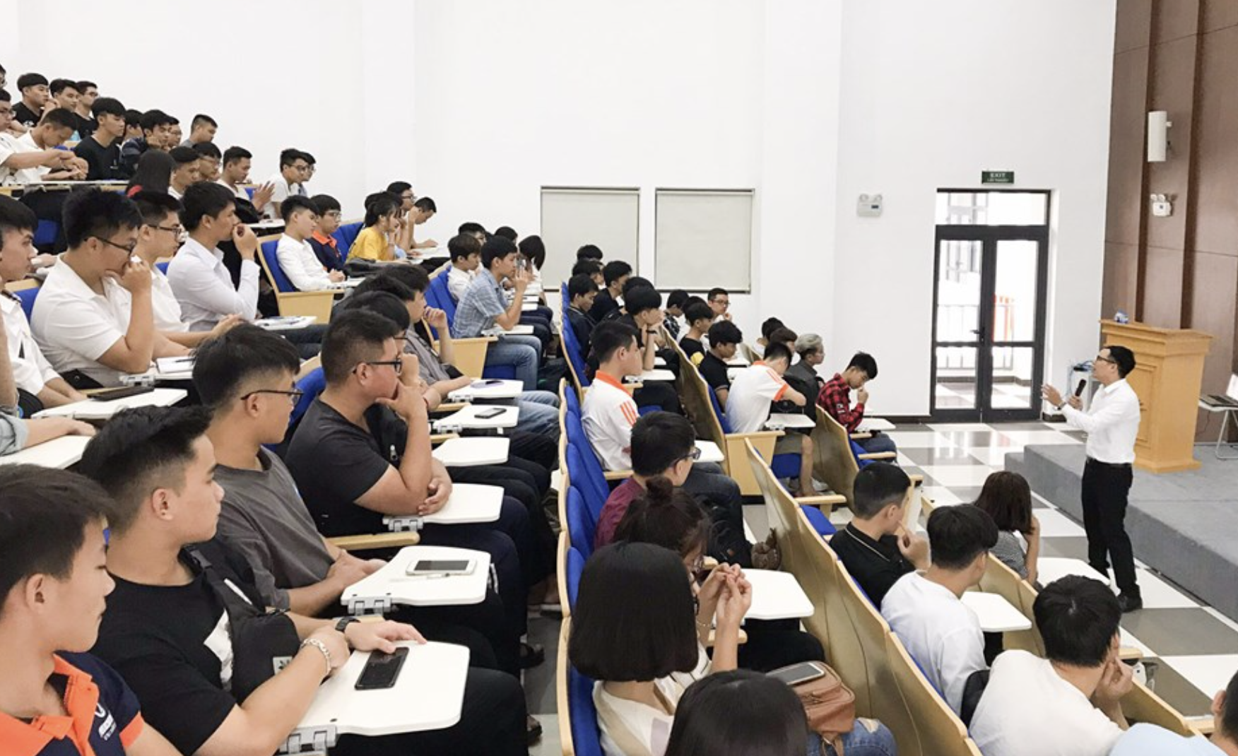 Học không giỏi có nên học đại học? Gallery 1