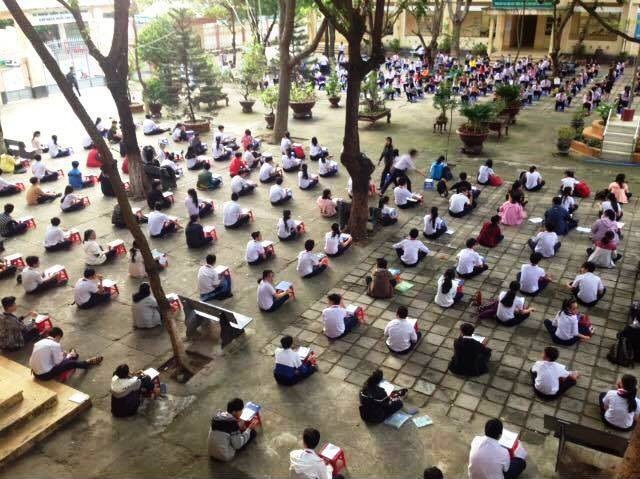 Tập Chung Tại Sân Trường: Hướng Dẫn Chi Tiết & Lợi Ích Toàn Diện Gallery 1