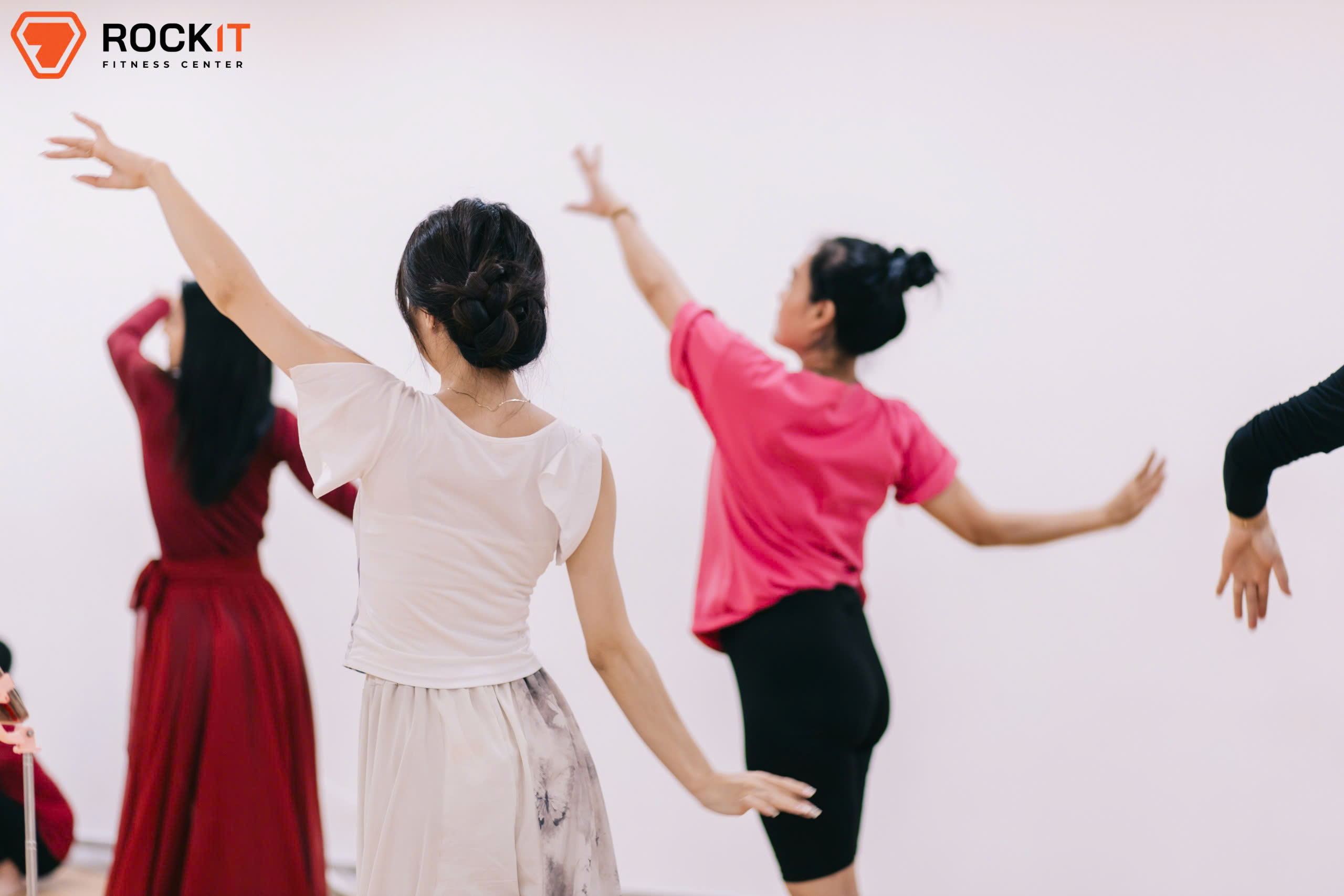 Dạy Múa Cổ Trang: Học Và Trở Thành Nghệ Sĩ Múa Tài Năng Gallery 1