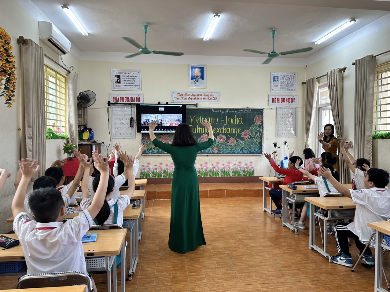 Lớp học kết nối là gì?