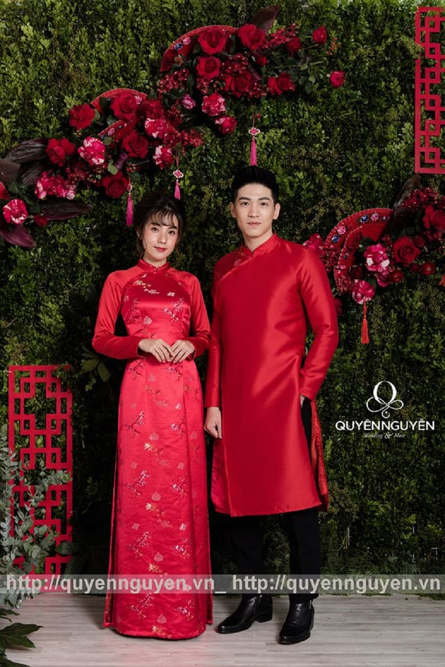 Cap Mặc Áo Dài: Nét Đẹp Kiêu Sa Và Sang Trọng Gallery 2