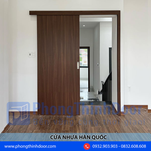 Cửa Nhựa Lùa 1 Cánh: Giải Pháp Tiết Kiệm Không Gian Hoàn Hảo Gallery 2