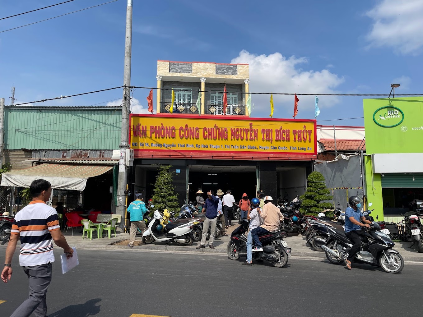 Văn Phòng Công Chứng Cần Giuộc: Uy Tín, Nhanh Chóng, Giá Cả Hợp Lý Gallery 1