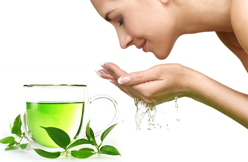 Rửa mặt bằng nước chè xanh có đen da không? Gallery 2