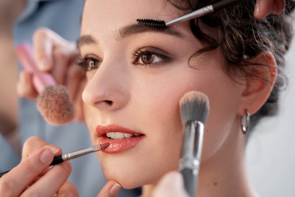 Make Up Artist Là Gì?