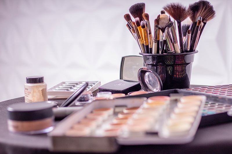 Makeup hay Make Up? Cách viết đúng và chuẩn SEO
