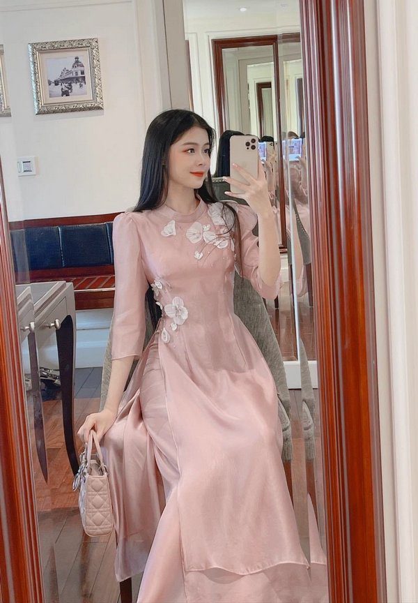 Mẫu Áo Dài Voan 2 Lớp: Kiểu Dáng Thanh Lịch, Sang Trọng