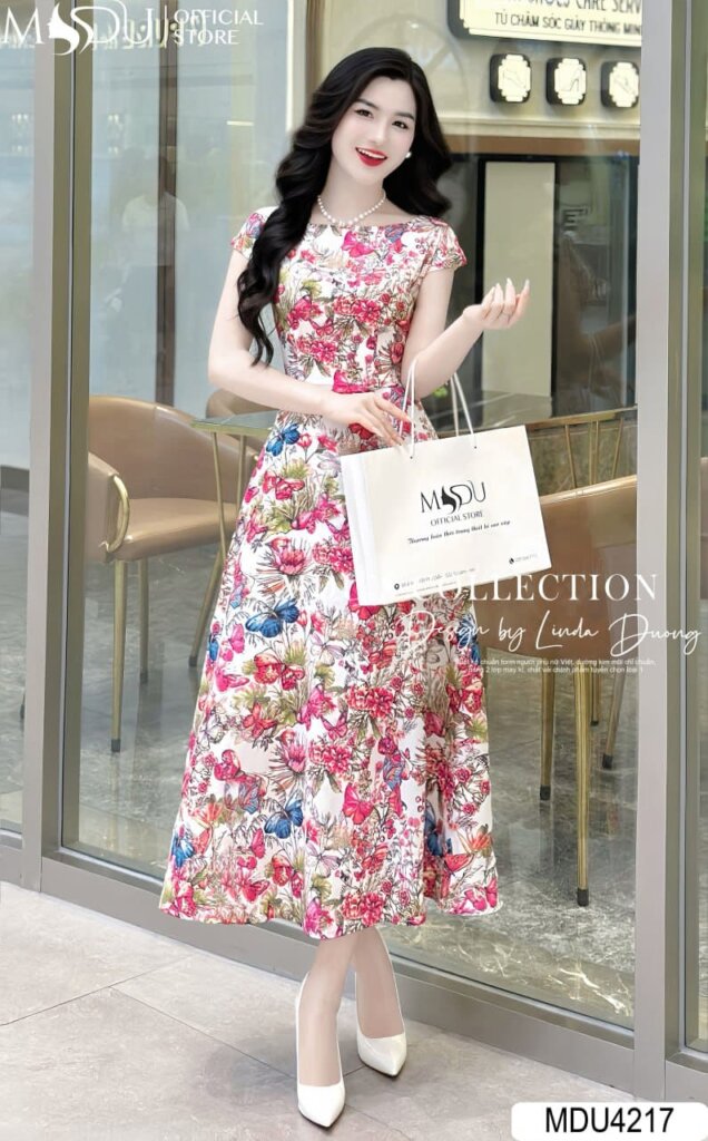 Mẫu Váy Sát Nách Mùa Hè