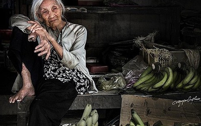 Mẹ Ngóng Con Về