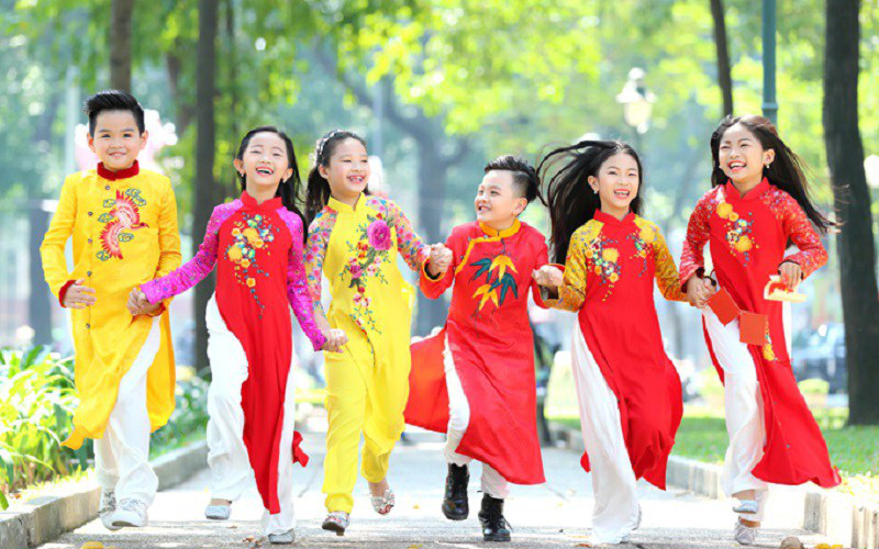 Gợi ý chuẩn chỉnh giúp chị em tự tin sắm sửa bộ hành chơi xuân Gallery 2