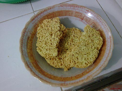 Mì bị chương hay trương?