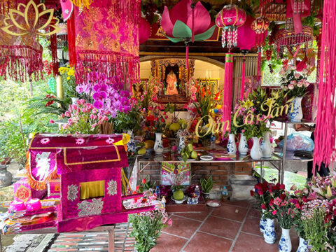 Miếu Cô Chín Gia Quất