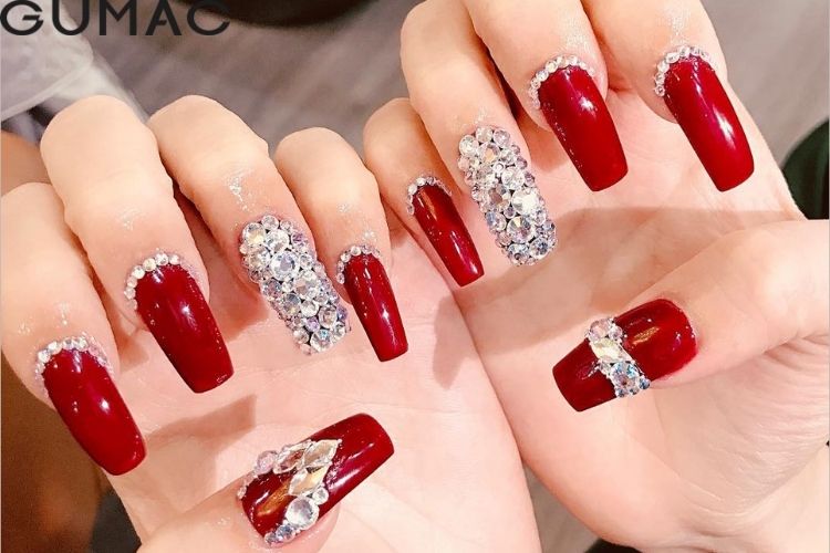 Móng Tay Đính Đá Đẹp Màu Đỏ