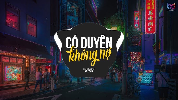 Người đứng từ xa chờ em về, một người nuốt nước mắt từng đêm