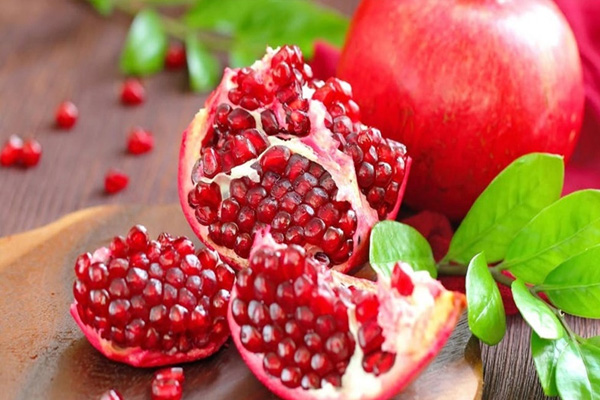 Mùa Lựu Tháng Mấy?