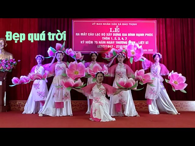Múa Xuân Trên Quê Hương