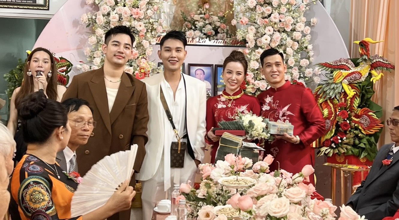 Mừng cưới bạn thân bao nhiêu?