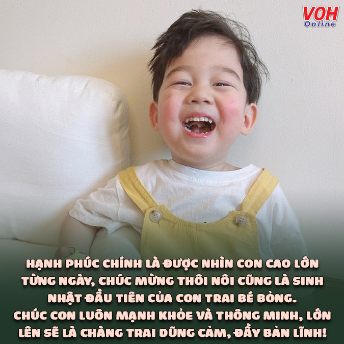 Mừng thôi nôi con trai trọn vẹn và ý nghĩa