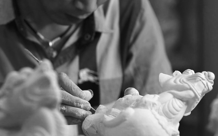 Nắm Đôi Bàn Tay Gallery 2