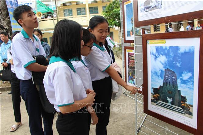 Trách nhiệm của học sinh trong việc bảo vệ chủ quyền biển, đảo hiện nay Gallery 1